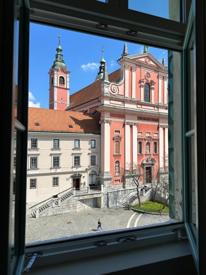Triple Bridge Ljubljana Apartment Екстериор снимка