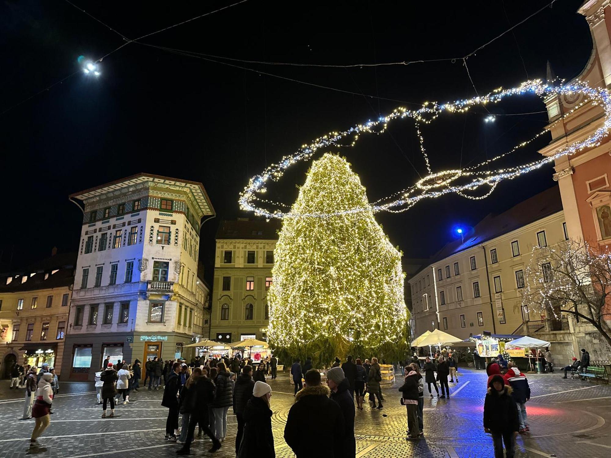 Triple Bridge Ljubljana Apartment Екстериор снимка